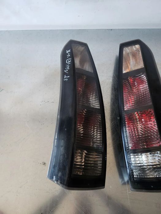 Stopuri Lampa Stop Tripla Stanga Dreapta Opel Meriva A - Dezmembrari Arad