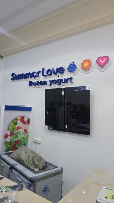 Установка телевизоров на стену Кронштейн