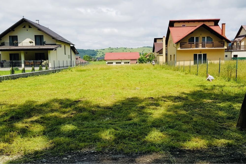VAND TEREN CASA- Zona Padurea Mociar
