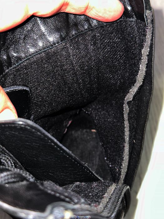 Ботинки на флисе  из натуральной кожи. Б/У