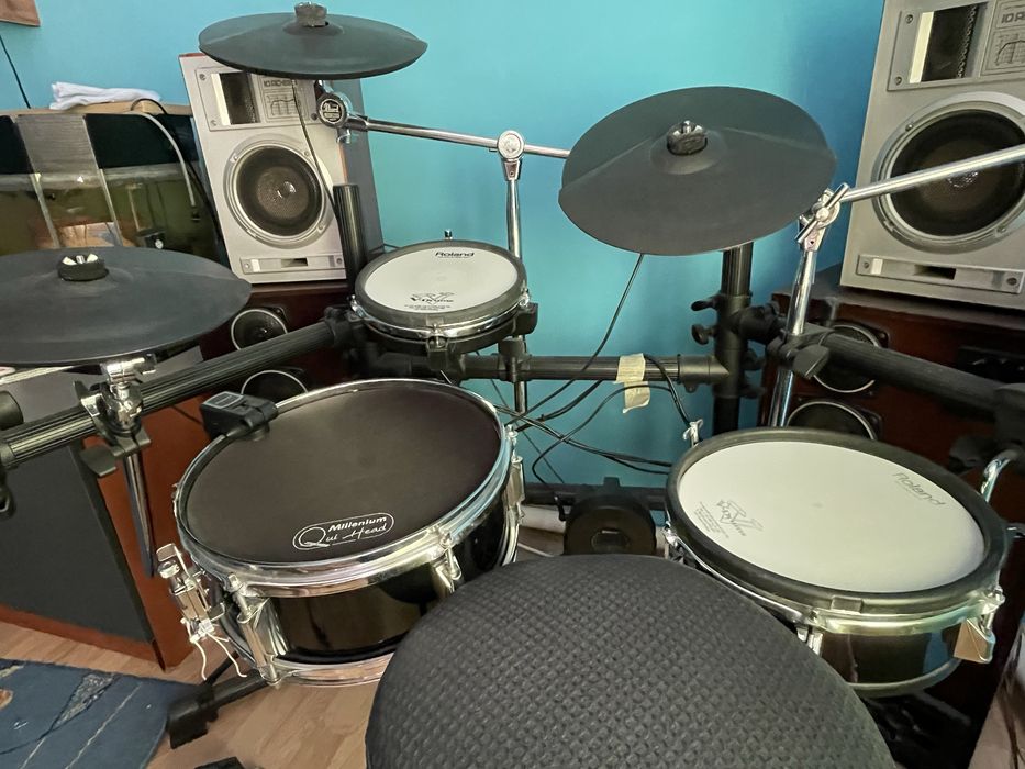 Електронни барабани Roland TD-6V  500€
