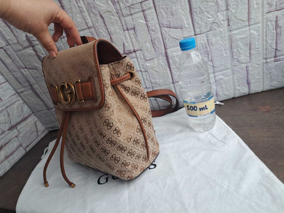 дамска раница,GUESS кафява чанта,гес