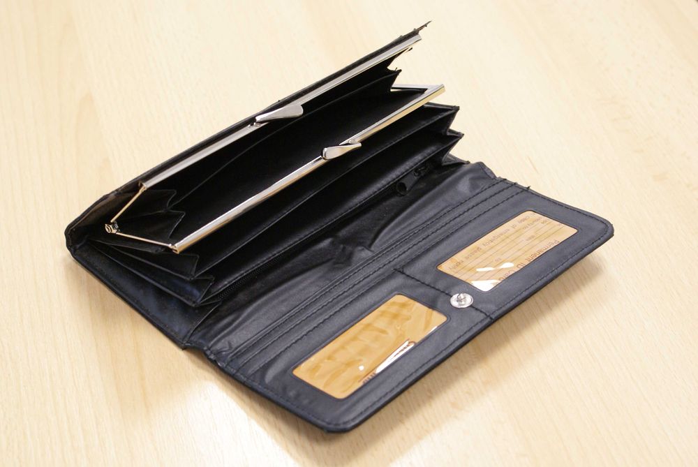 Portofel/ port acte pentru dama