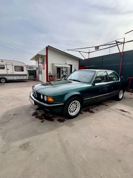 Bmw seria 7 E32  vehicul istoric