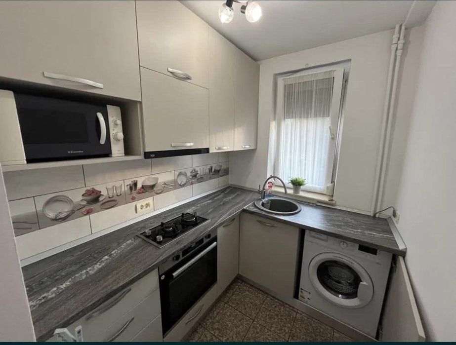 De inchiriat apartament 2 camere City Park Mall