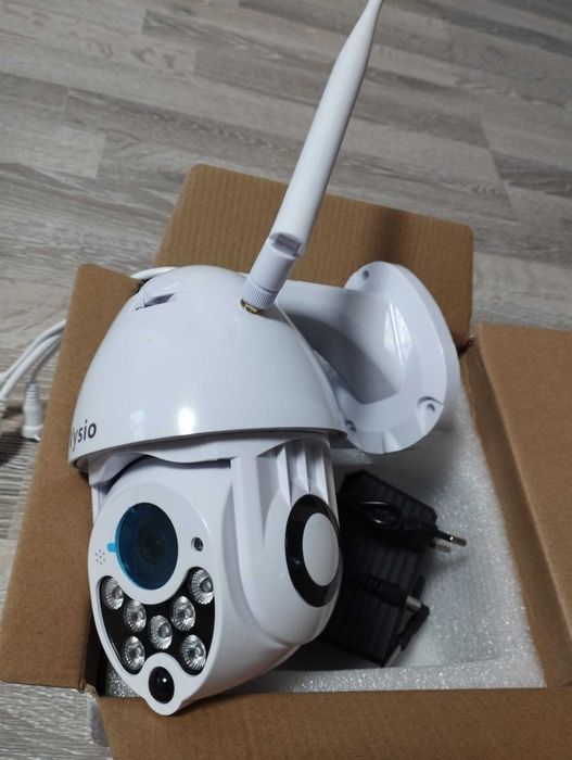 Vand camera de supraveghere