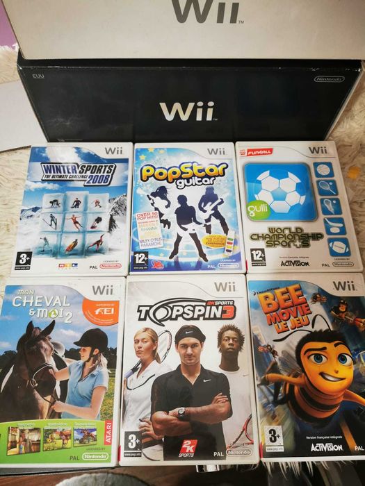 Vând 2 console Wii (alb și negru) + accesorii + jocuri integral (1200 de lei) sau separat (50-500 de lei)