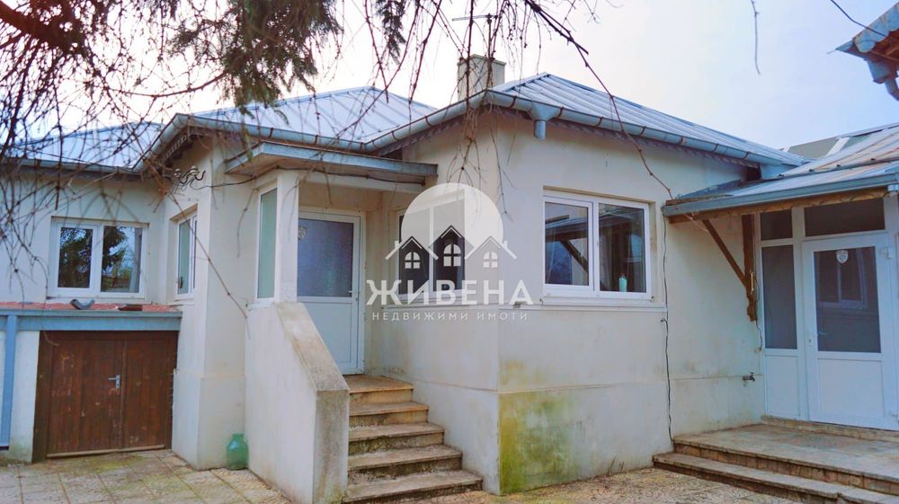 Продава две къщи в с. Могилище, обл. Добрич, до Каварна