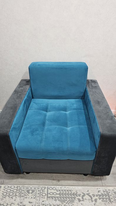 Продам диван в отличном состоянии.