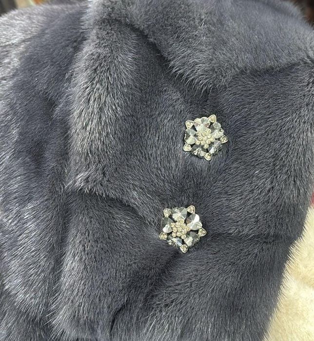 Продам норковую шубу