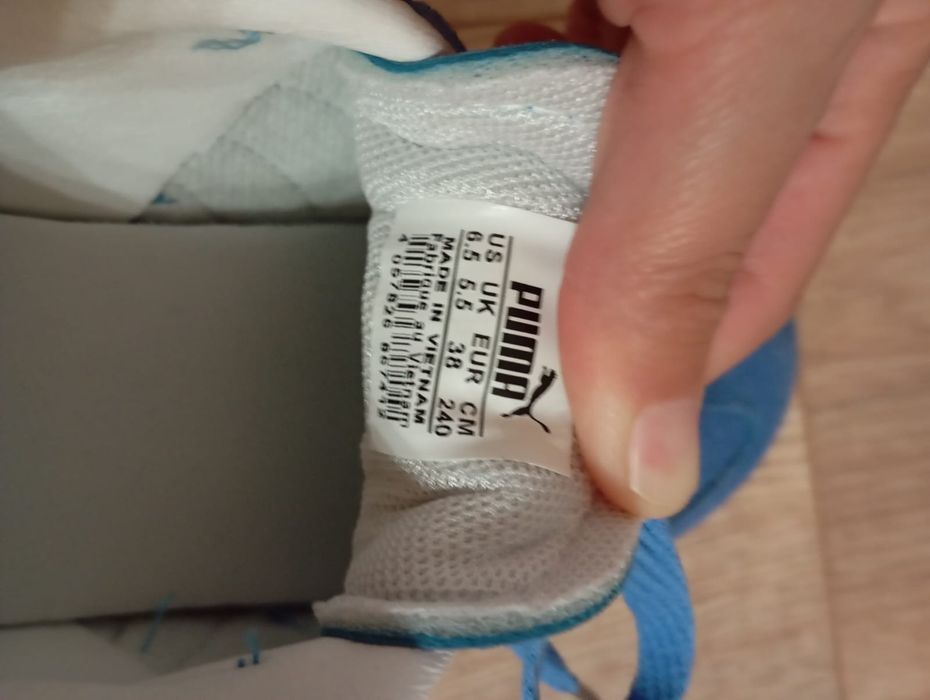 Продам кроссовки Puma
