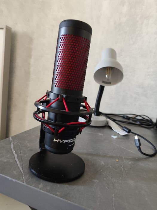 Микрофон HyperX Quadcast