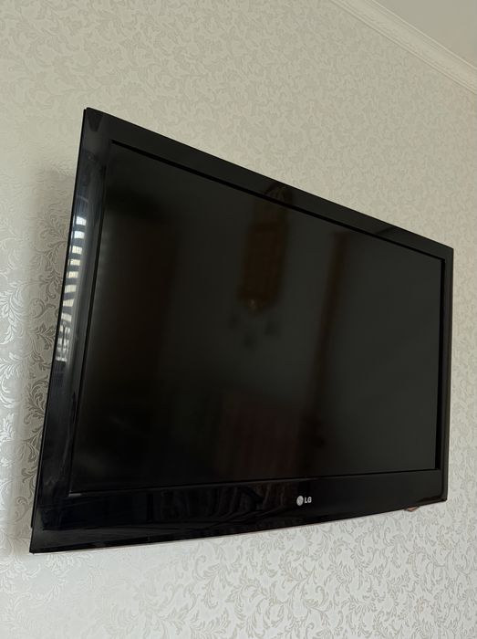 Продается телевизор lg