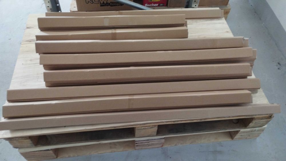 Предлагам употребявани предпазни картонени ъгли