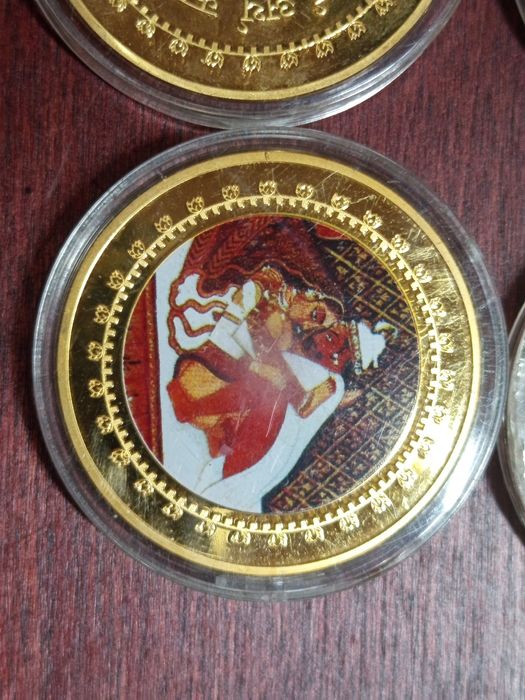 Лот от индииски монети