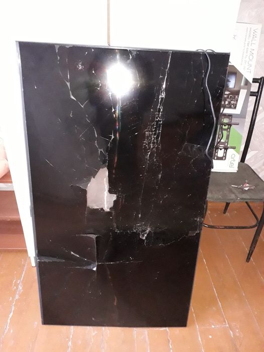 Samsung UE50AU7500U Смарт ТВ сотилади