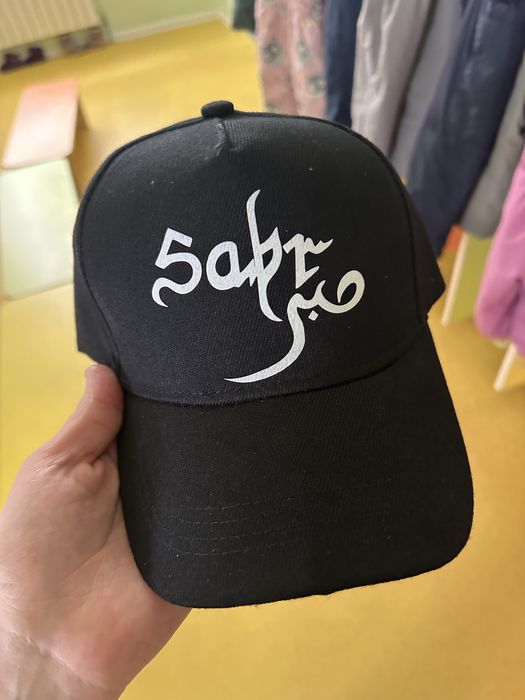 Срочно продам коляску и кепку