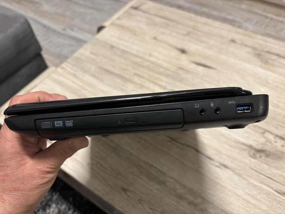 Лаптоп Dell inspiron N 4110
