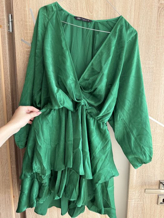 Официална зелена рокля - Зара