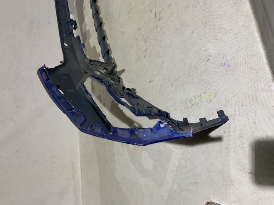 Bara fata Skoda Octavia 4 RS, VRS, 2020, 2021, 2022, 2023, cod origine OE 5E3807217F