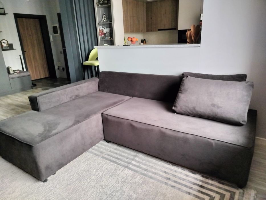 Продается диван б/у.В хорошем состоянии .т/у