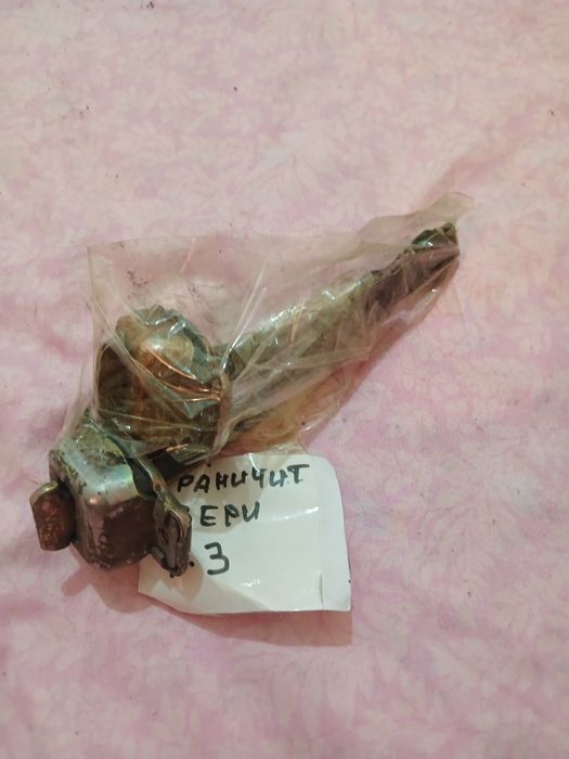 Ограничитель двери Фольксваген Гольф3