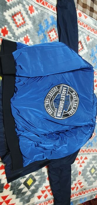 Новые фирменные куртки