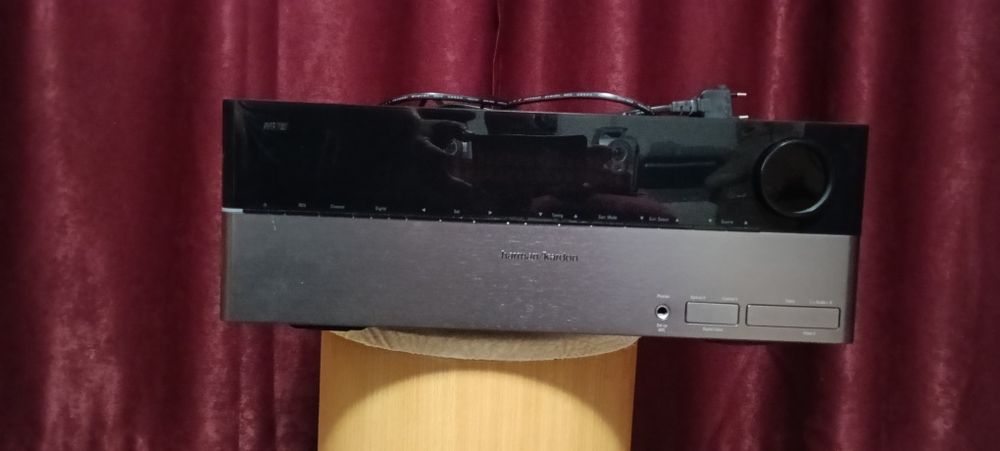 Vând receiver Harman Kardon AVR 160