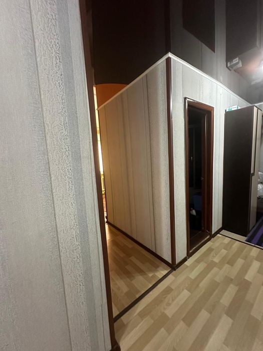 Продам 4 комн.кв, 3/3, 70.1 кв.м