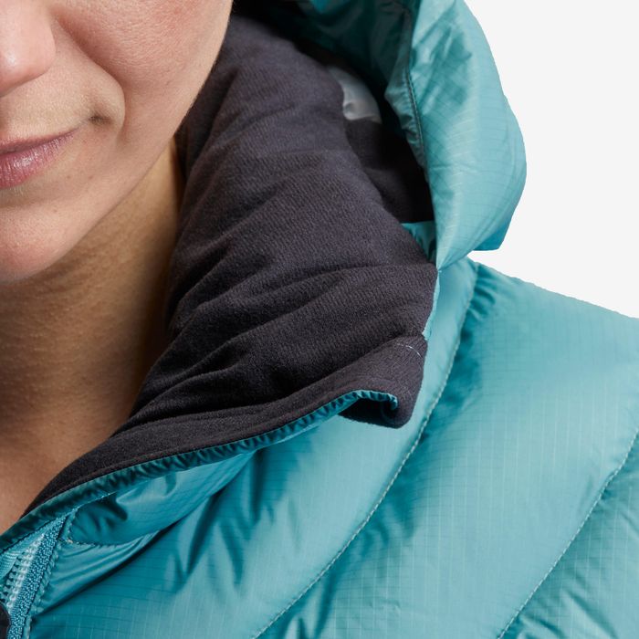Geacă din puf Trekking la munte Mt500 - produs resigilat Decathlon