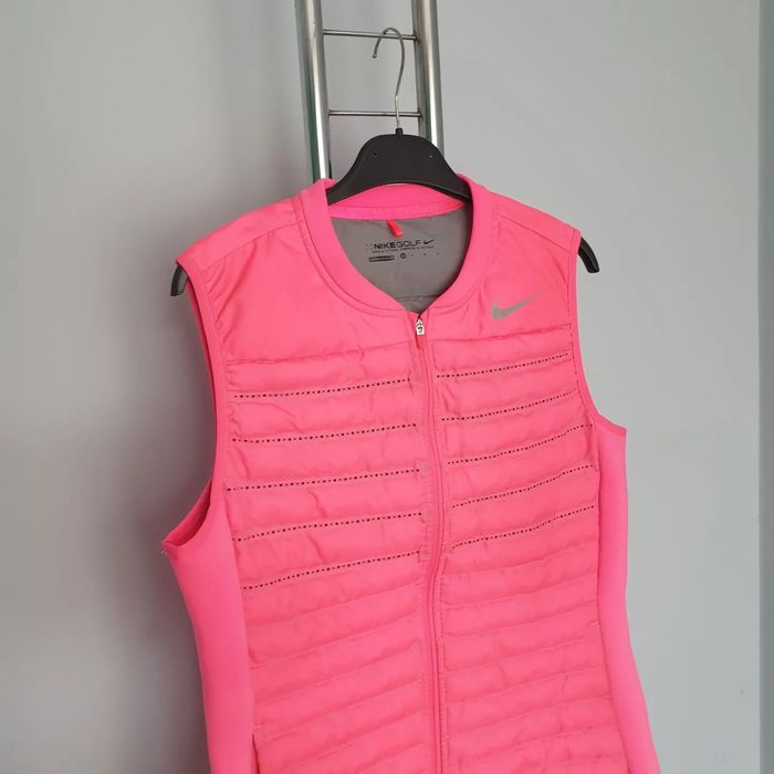 Страхотна дамска грейка NIKE , размер M