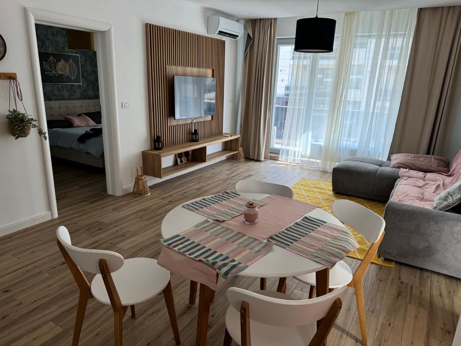 Rental Mamaia Nord Promenada Ap. 2 camere,60mp, prima linie vedere la mare