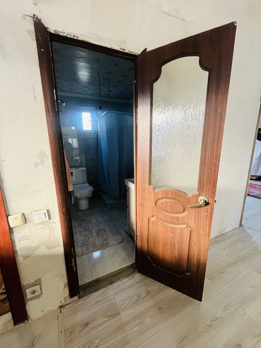 Есік сатылады