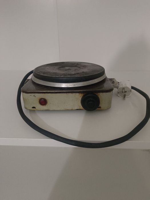 Электрическая плитка