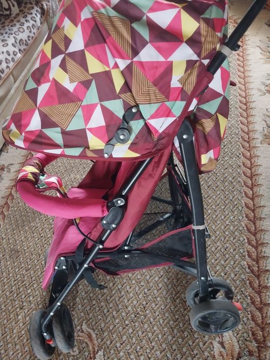 Продам коляску в хорошем состоянии.