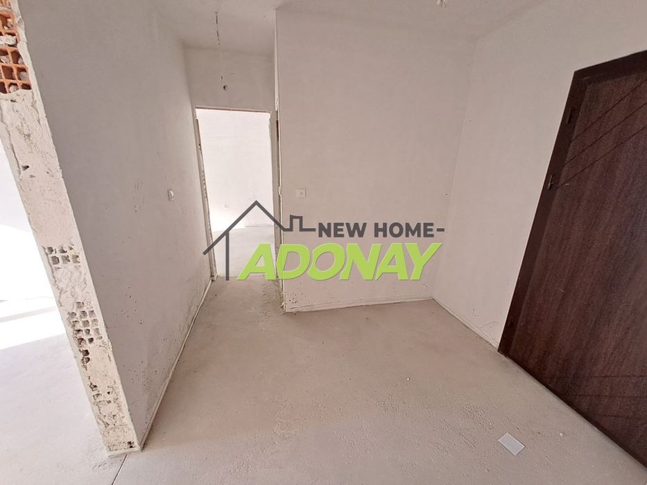 Продава се Тристаен апартамент в Пловдив, Остромила - 96 кв.м за 1355 €/кв.м - Снимка #8