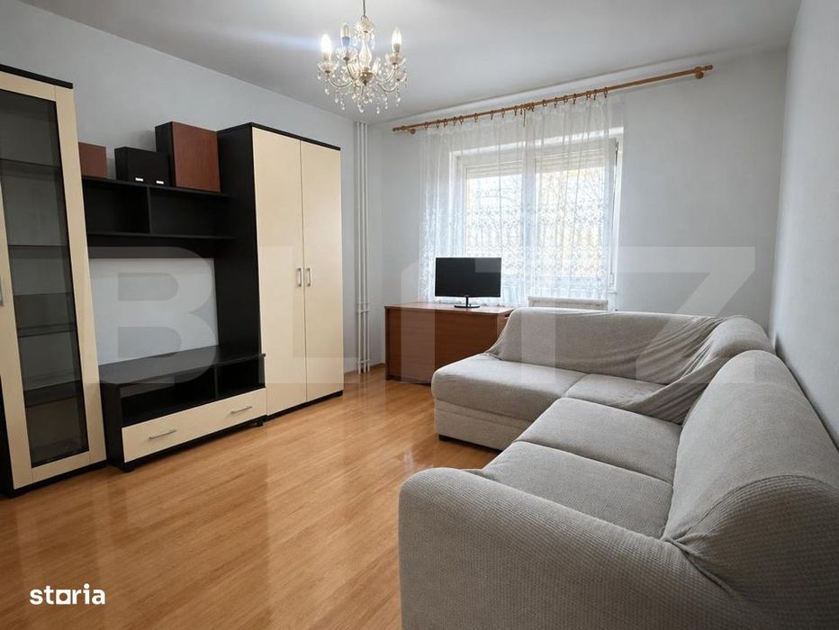 Apartament 3 camere, 49 mp, zona Tractorul