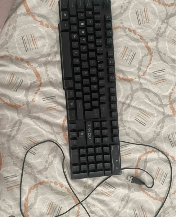Клавиатура компьютерная