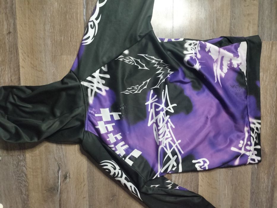 Кофта яркая модная