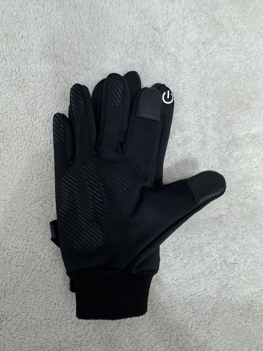 Продам Мужские перчатки, утепленные, сенсорные, горнолыжные