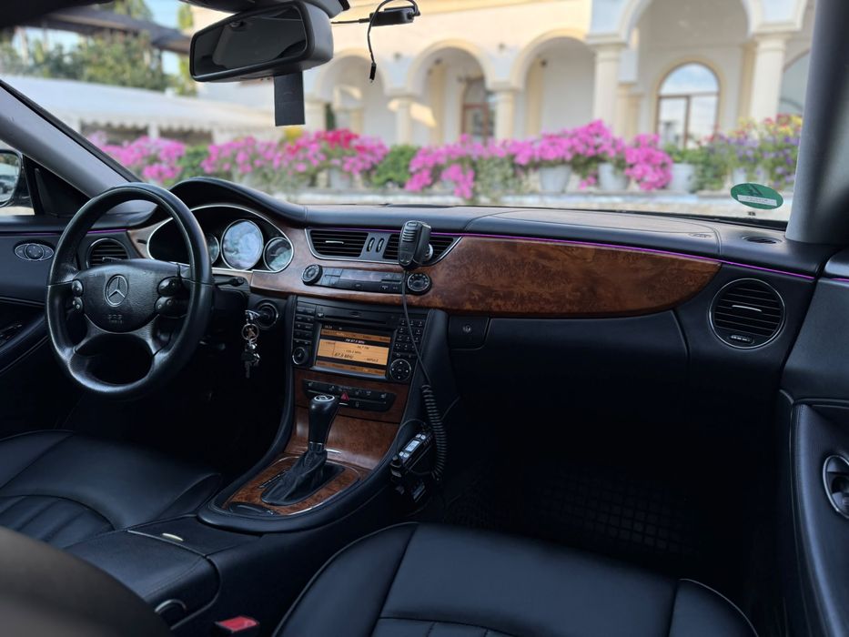 Mercedes cls320