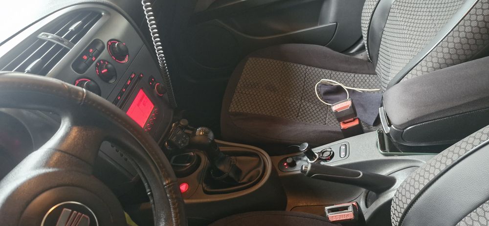 SEAT Leon 2009 — imagine 4