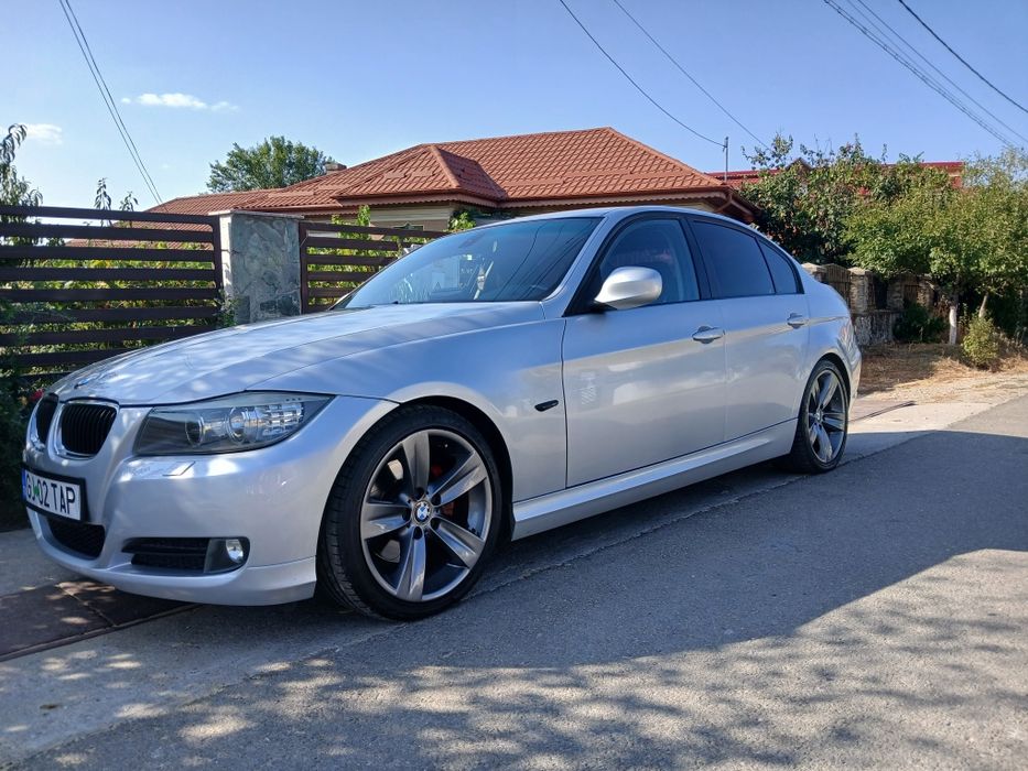 Vând bmw e 90 facelift