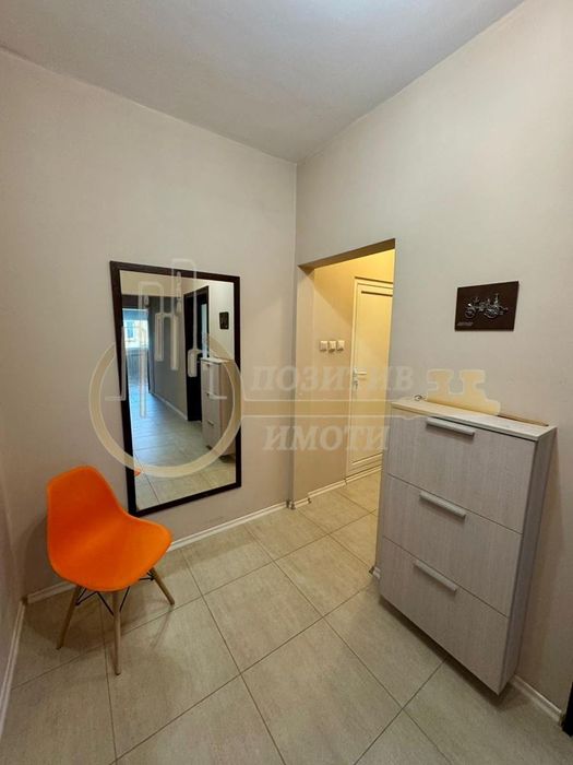 Дава се под наем Тристаен апартамент в София, Център - 110 кв.м за 1050 € - Снимка #8