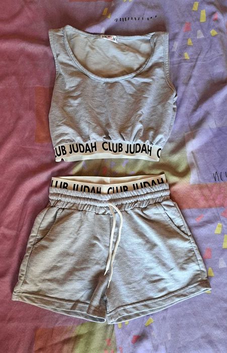 Комплект от потник и къси панталонки, перфектен за лятото от Yilsan