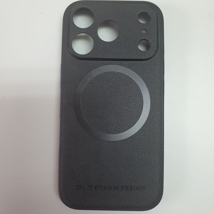 Кейс за iphone 17 pro