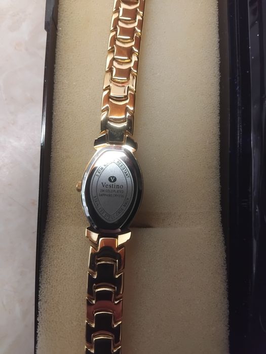 Дамски часовник Vestino – нов, сапфир, 23K gold plated, с кутия