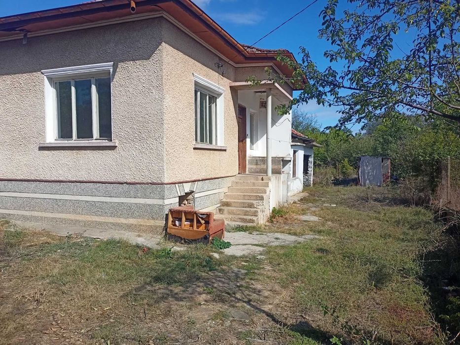 Продава се Къща в Чирпан - 70 кв.м за 183 €/кв.м - Снимка #4