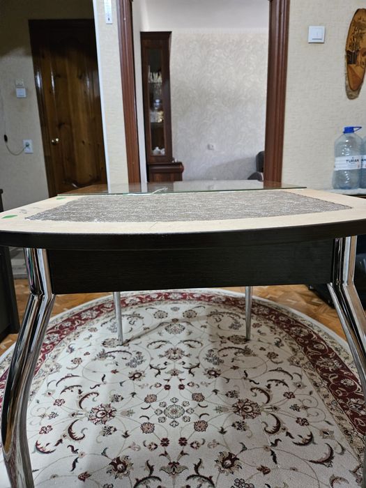 Кухонный стол раздвижной