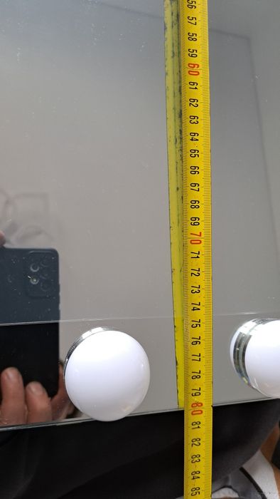 Oglinda machiaj cu led